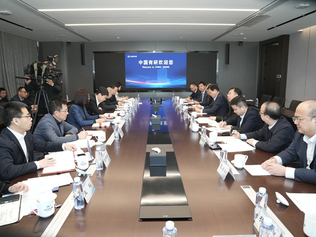 北京市懷柔區(qū)委書記郭延紅一行到訪中國(guó)有研