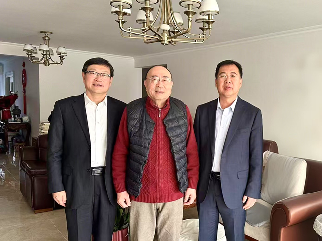 中國有研開展新春“送溫暖”慰問活動