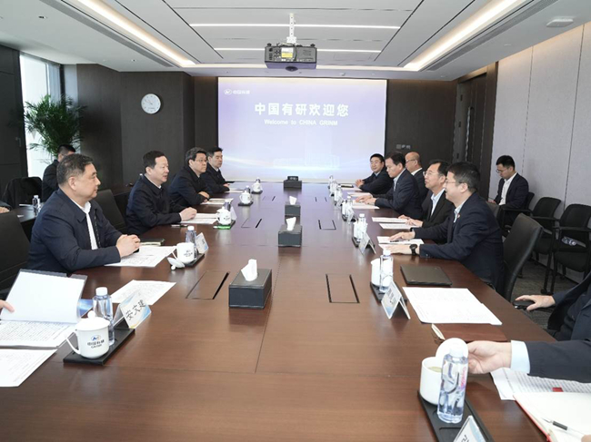 山東省委副書記、省長周乃翔一行到訪中國有研