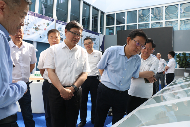 中國有研黨委副書記、總經(jīng)理艾磊到有研億金調(diào)研工作